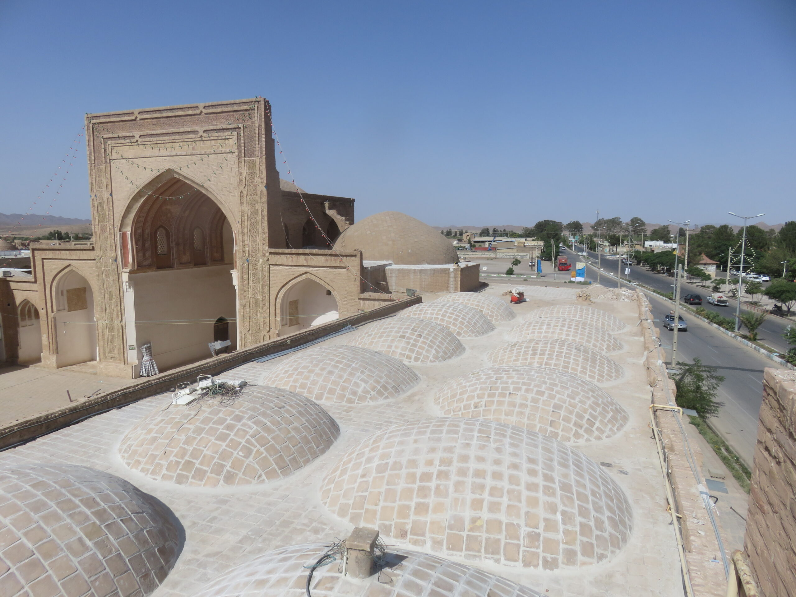 مرمت و بازسازی شبستان صد ستون مسجد جامع قدیم فردوس