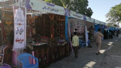 حضور صنعتگران صنایع‌دستی خراسان جنوبی در نمایشگاه اقتصاد به توان مردم